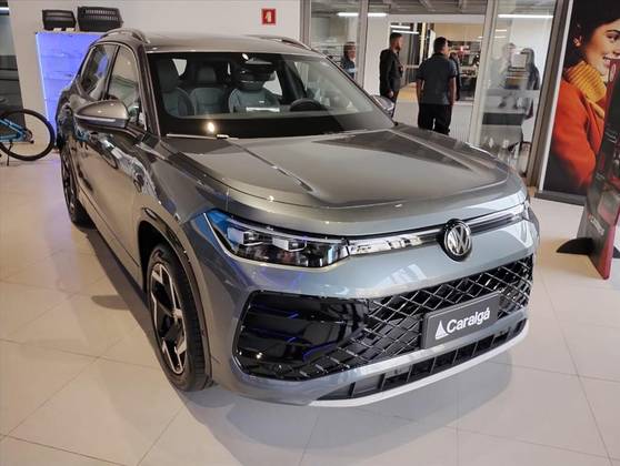 VOLKSWAGEN TIGUAN 2.0 350 TSI GASOLINA R-LINE 4MOTION AUTOMÁTICO VOLKSWAGEN TIGUAN 2.0 350 TSI GASOLINA R-LINE 4MOTION AUTOMÁTICO